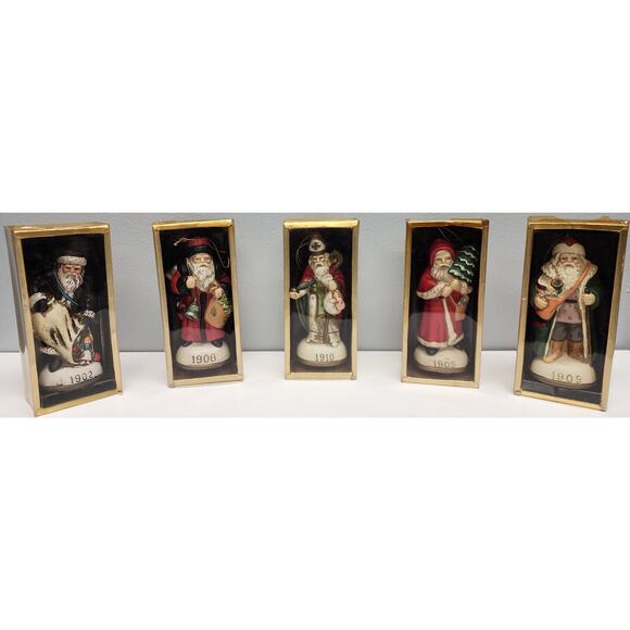 Memories of Santa Porcelain Figurines Set (5) Vintage 1980s Korea Christmas